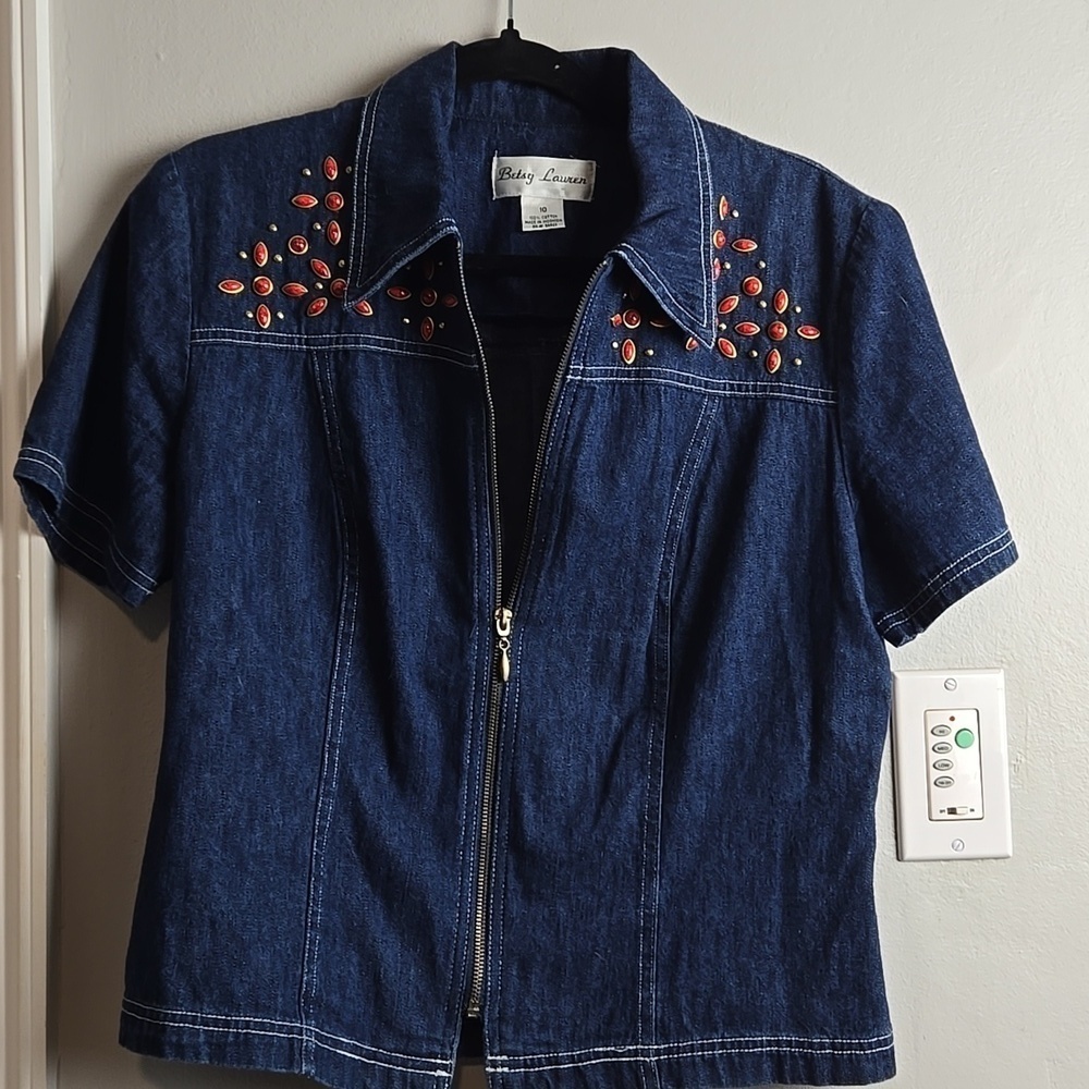 Vintage Denim Short Sleeve Top with Embroidered Accents